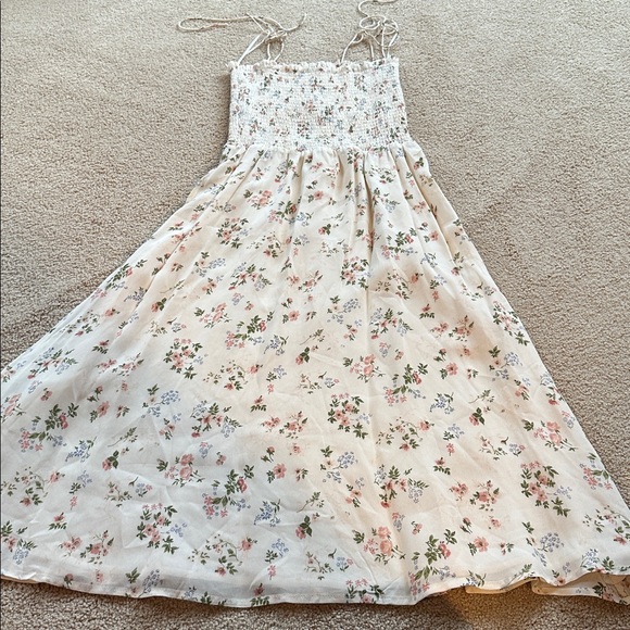 Reformation sable smocked tie shoulder dress - Picture 6 of 11